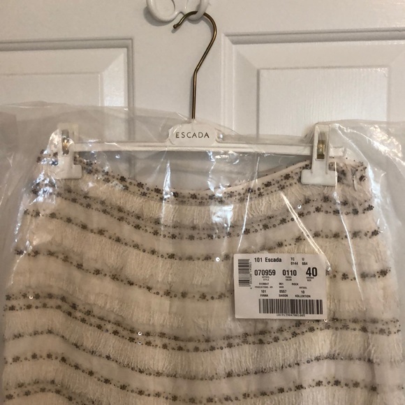 Escada Skirt - Picture 10 of 10